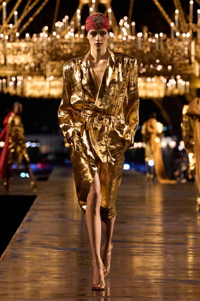 Paris Fashion Week: desfile de Saint Laurent (Primavera/Verano 2027)
