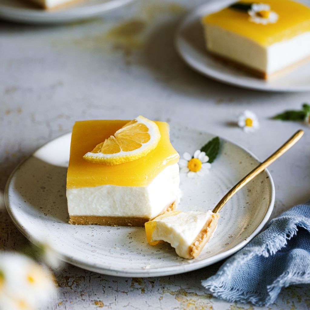 Tarta fría de queso y limón.