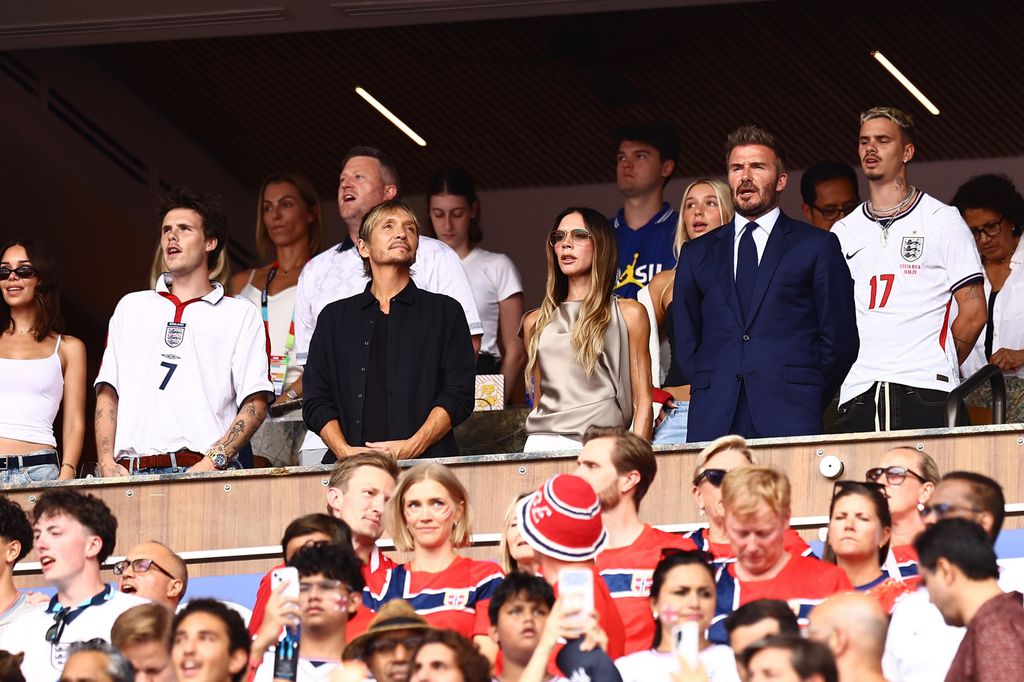 Los Beckham vieron el partido en un palco del estadio