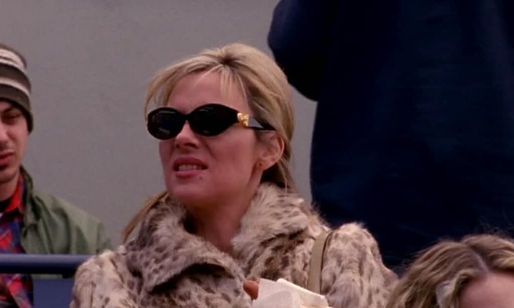 samantha jones en partido de beisb l