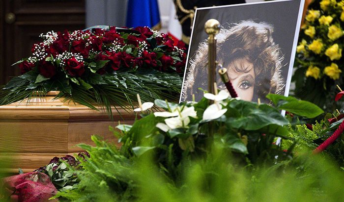capilla ardiente gina lollobrigida