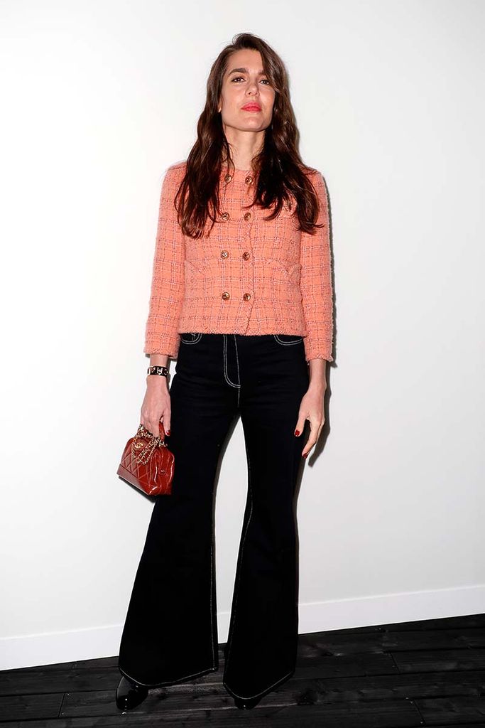 Carlota Casiraghi con vaqueros y chaqueta de 'tweed'