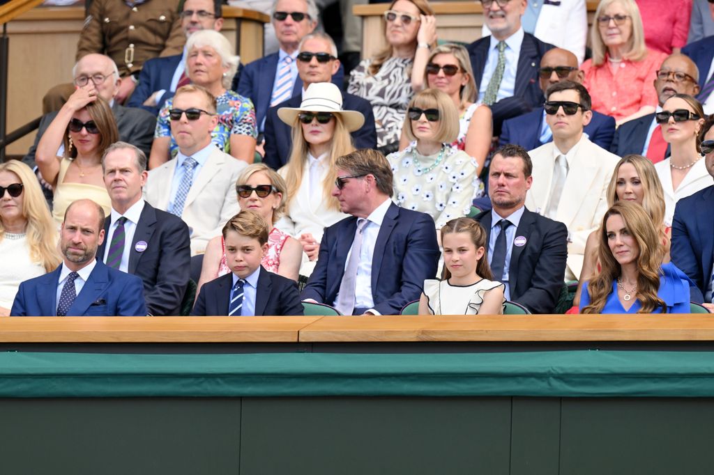 William, príncipe de Gales, Kate y sus hijos George y Charlotte en la final masculina de Wimbledon 2025.