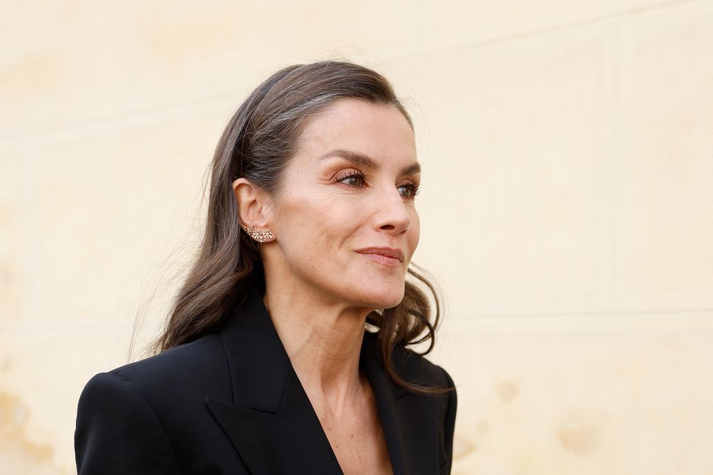 La reina Letizia arropa a su gran amiga Sonsoles Ónega en la despedida de su padre, Fernando Ónega