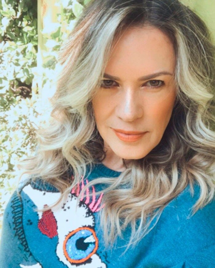 Rebecca de Alba
