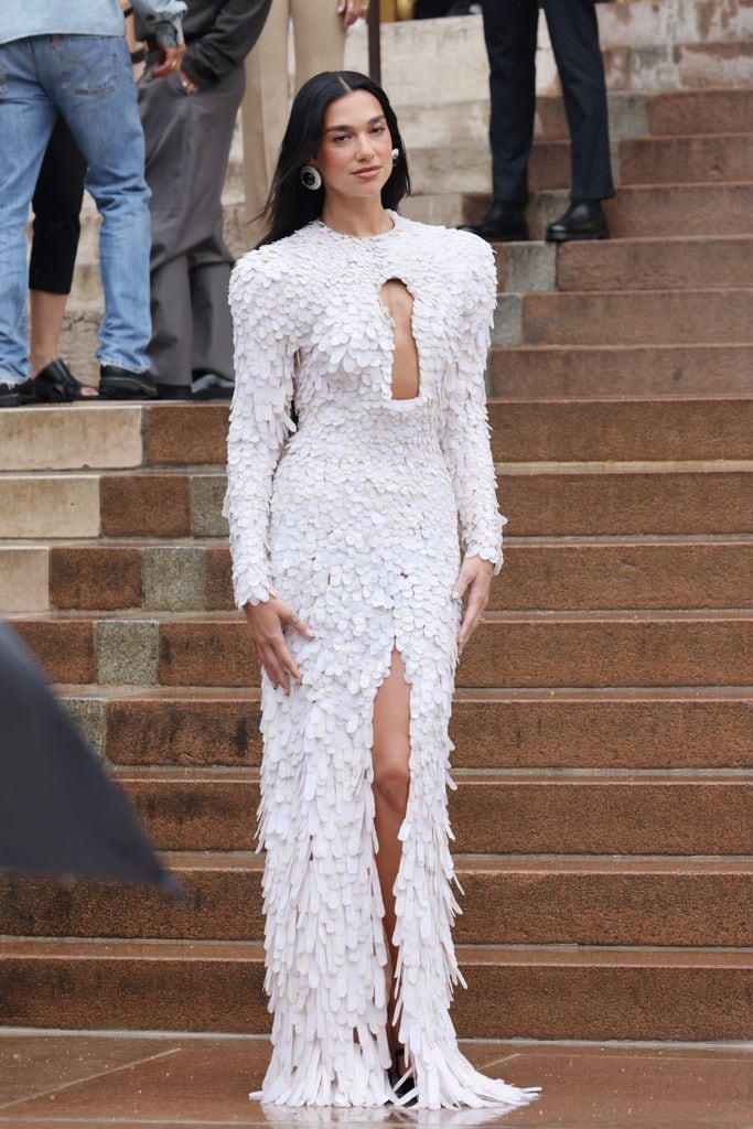 Dua Lipa en el Petit Palais de París.