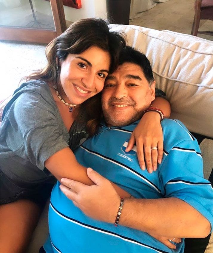 Maradona  y su hija Gianinna