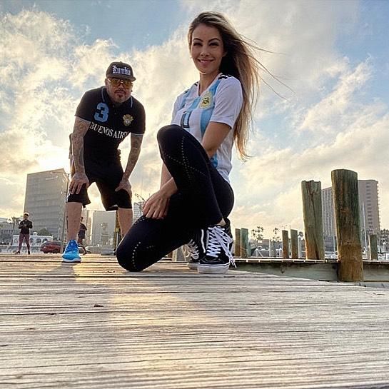 AB Quintanilla y su esposa