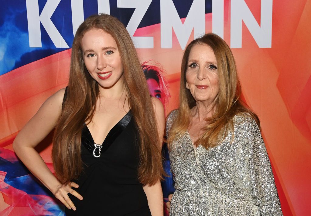  Afton junto a su madre Gillian McKeith en un estreno el pasado mes de 2025