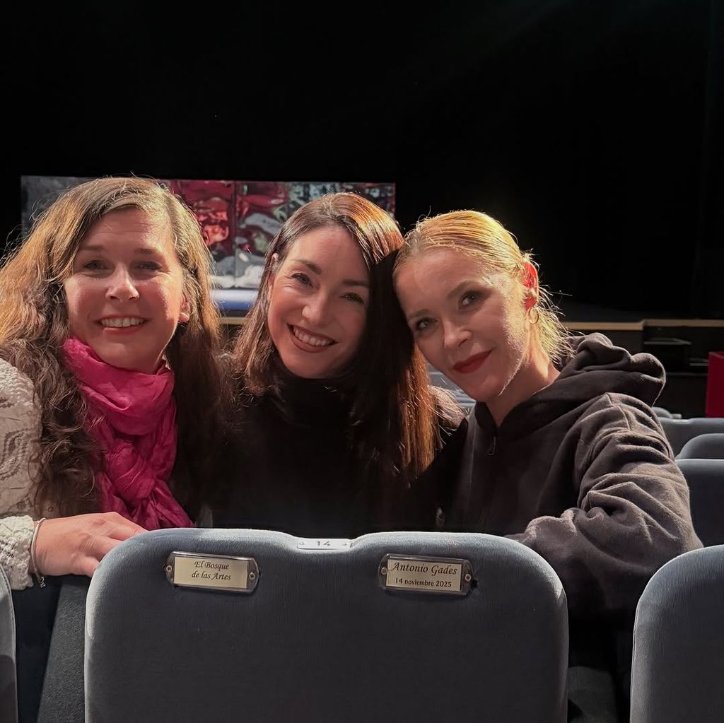 Las hermanas María, Tamara y Celia Esteve, hijas de Marisol