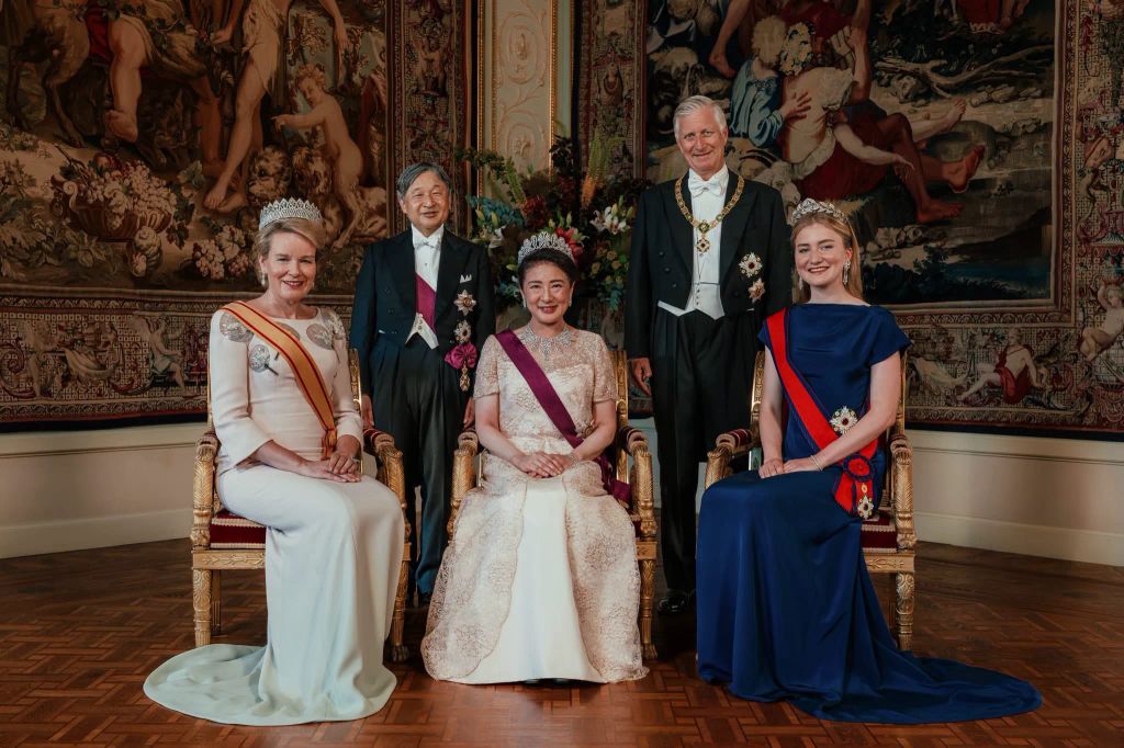 La Familia Real de Bélgica durante el recibimiento a los Emperadores de Japón