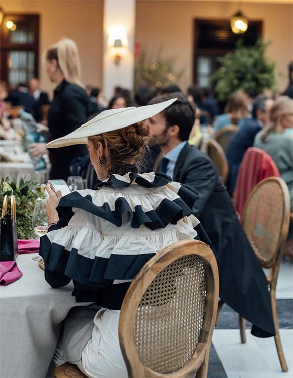 Invitar a compromisos boda