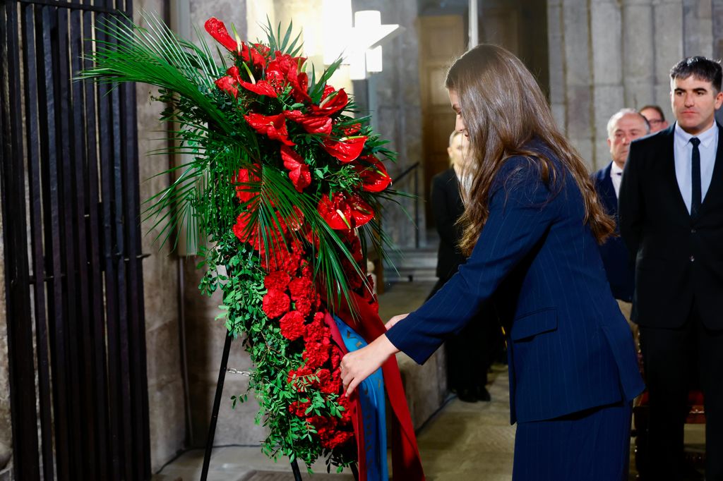 La Princesa de Asturias y de Viana durante el momento de recogimiento durante el homenaje a los Reyes de Navarra y al Reino de Navarra