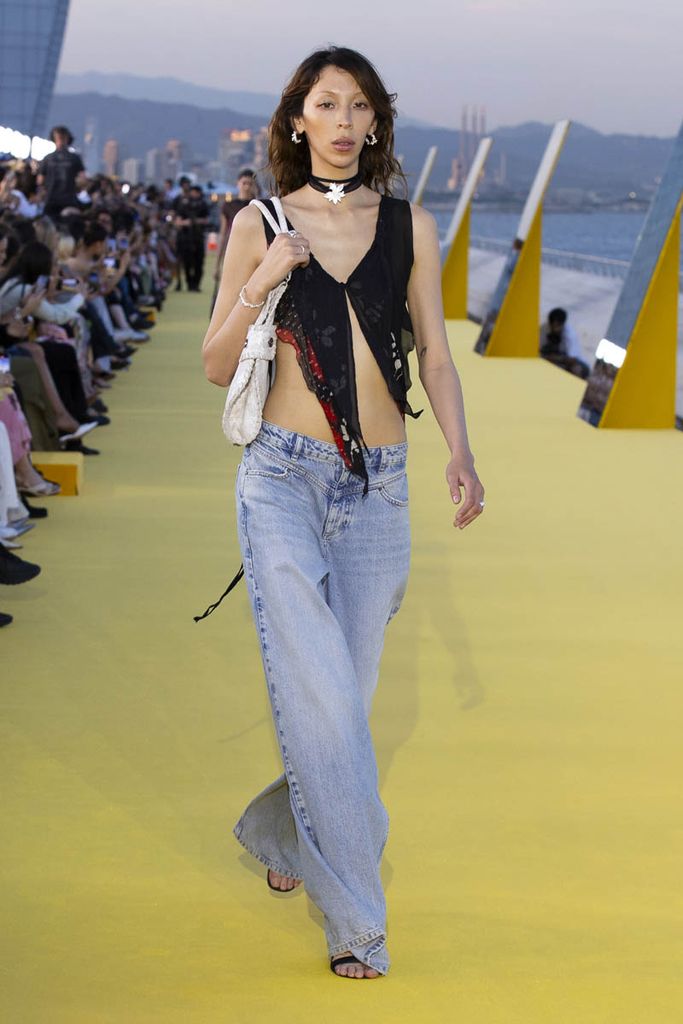 desigual desfile 03720240607
