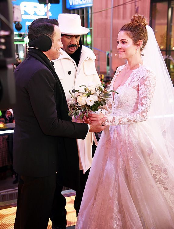 Maria Menounos boda Times Square