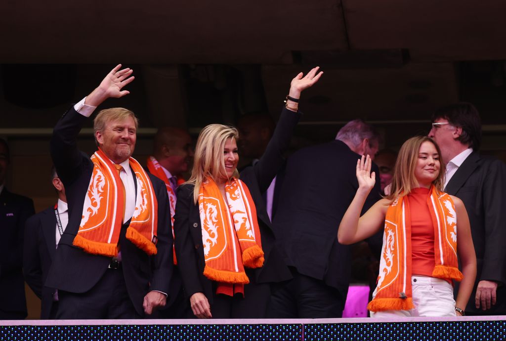 La Familia Real neerlandesa, en el estadio