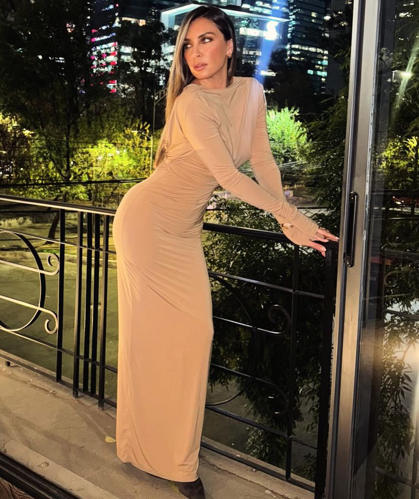 Elizabeth Gutiérrez lució guapísima en su reciente visita a la Ciudad de México.