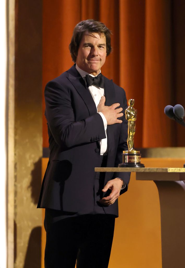 Tom Cruise recibe una gran ovación de sus compañeros en la industria en la gala de los Governors Awards