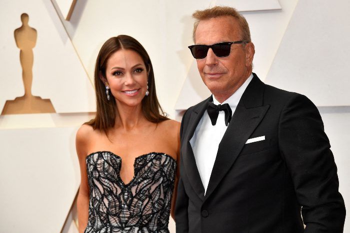 Kevin Costner y Christine