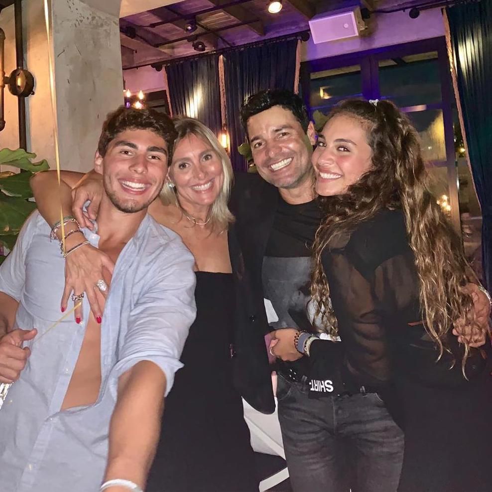Chayanne y su familia