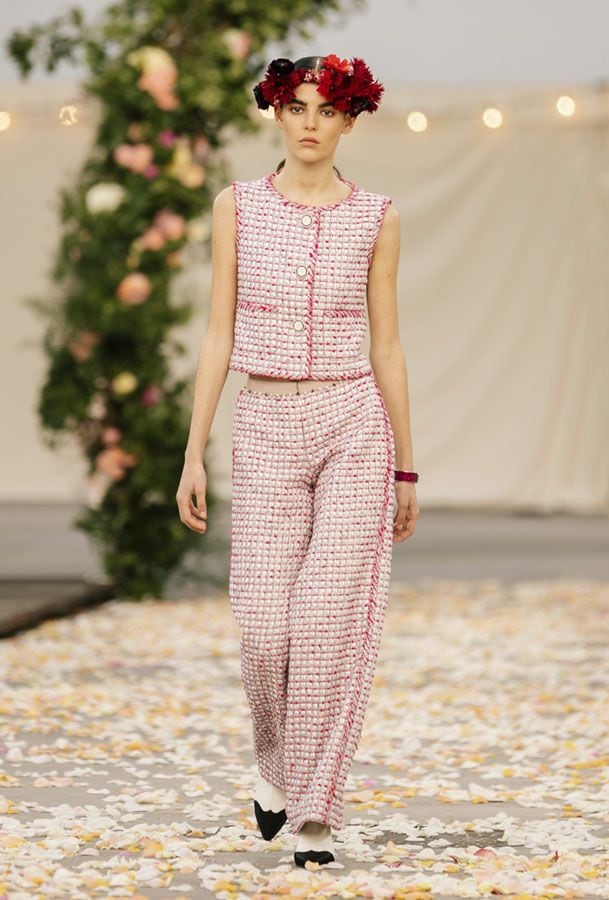 Julia Pacha, para Chanel Alta Costura Primavera/Verano 2021.
