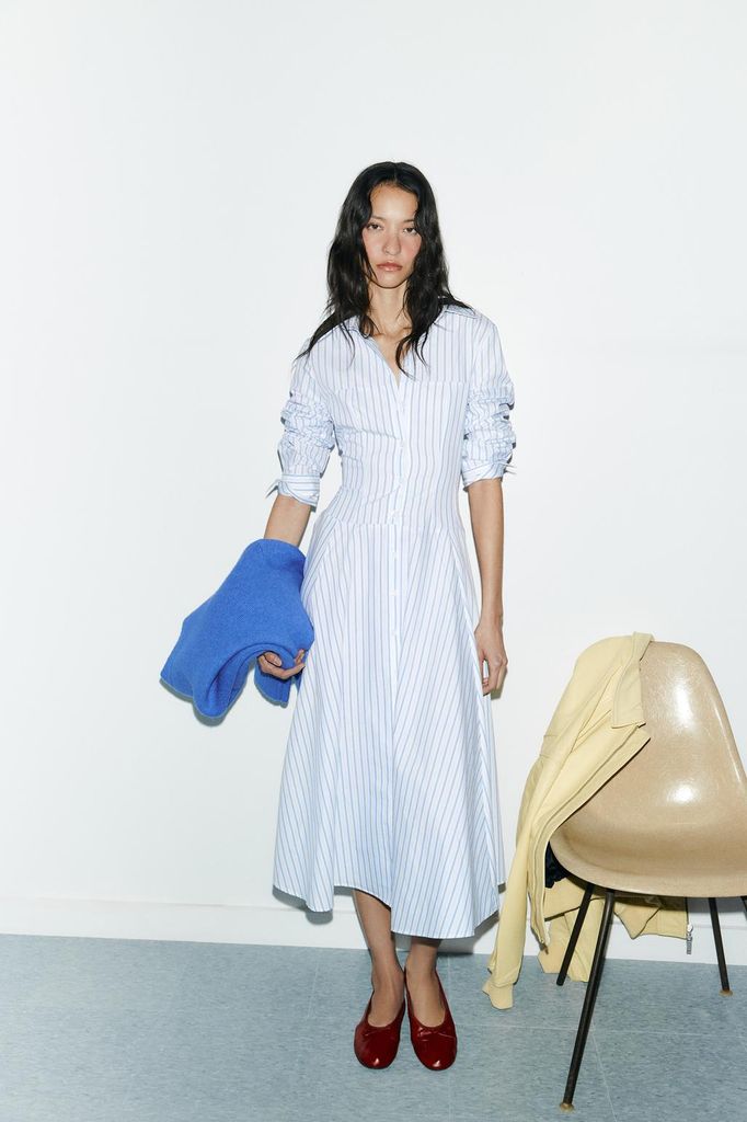 Vestidos midi Zara mayo 2026