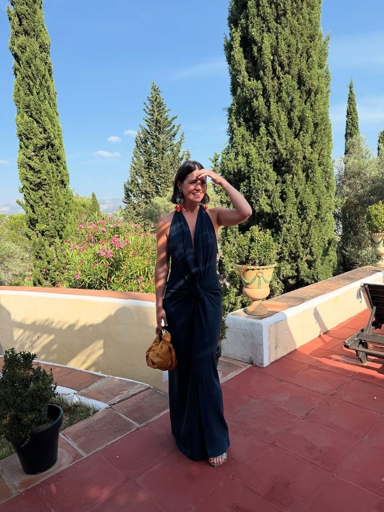 Isabelle Junot se va de boda en Andalucía y este fue su look de invitada