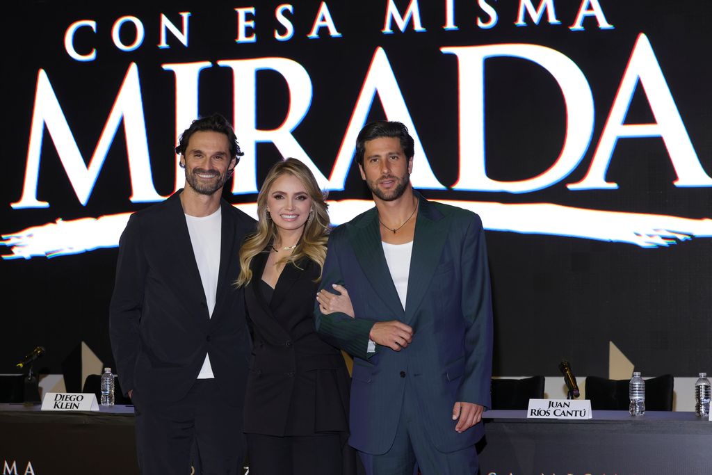 La actriz comparte créditos protagonicos con Diego Klein