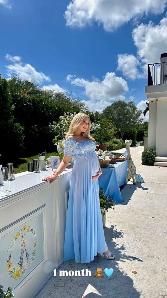Tiffany Trump compartió esta foto tomada durante su baby shower celebrado en Palm Beach, Florida, el pasado fin de semana.