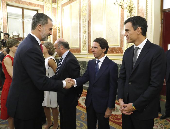 Los Reyes presiden el 40º aniversario de las primeras elecciones democráticas