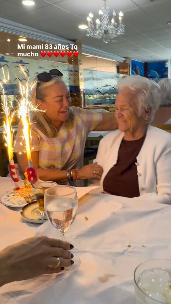 Belén Esteban celebrando el cumpleaños de su madre