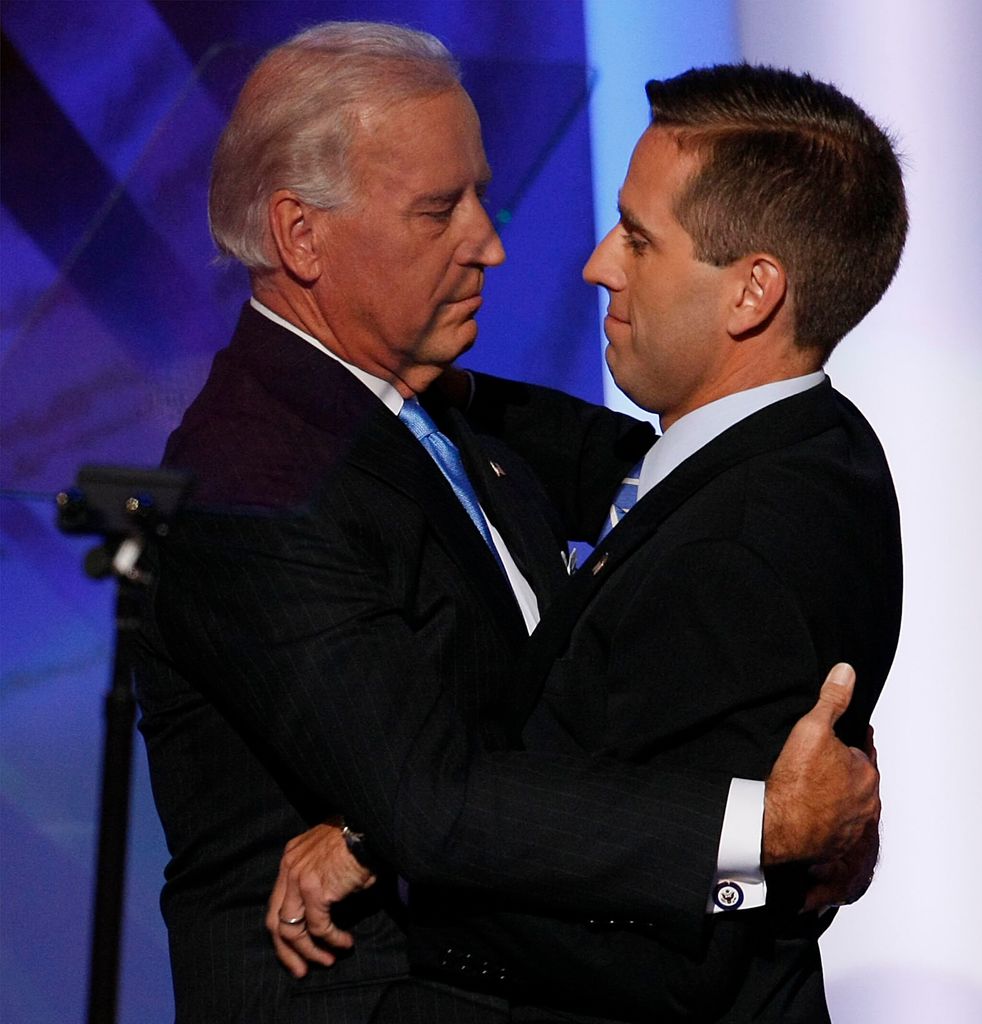 joe biden y su hijo beau