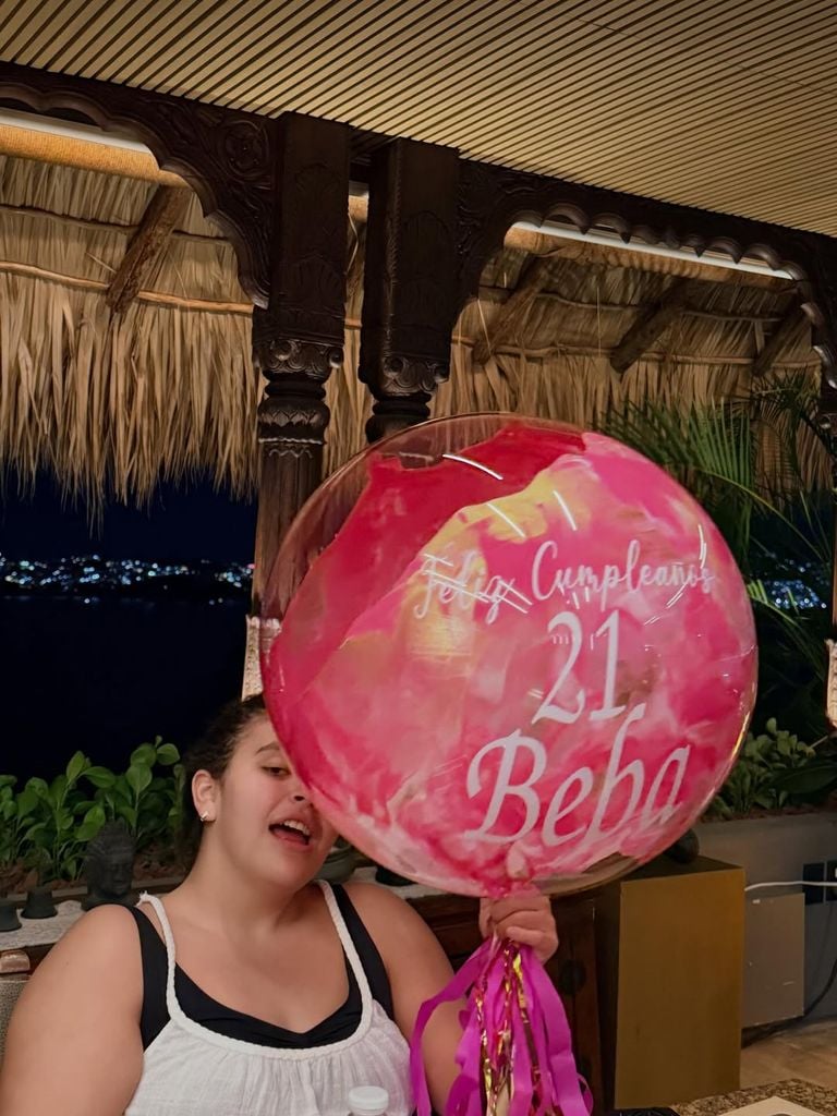 La joven comparte la misma pasión que sus padres por la música