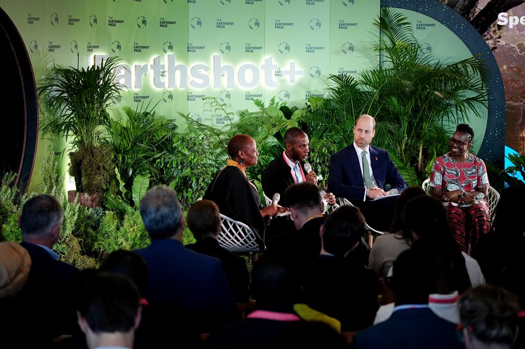 Plano general del príncipe Guillermo en una conferencia en el Earthshot 2024