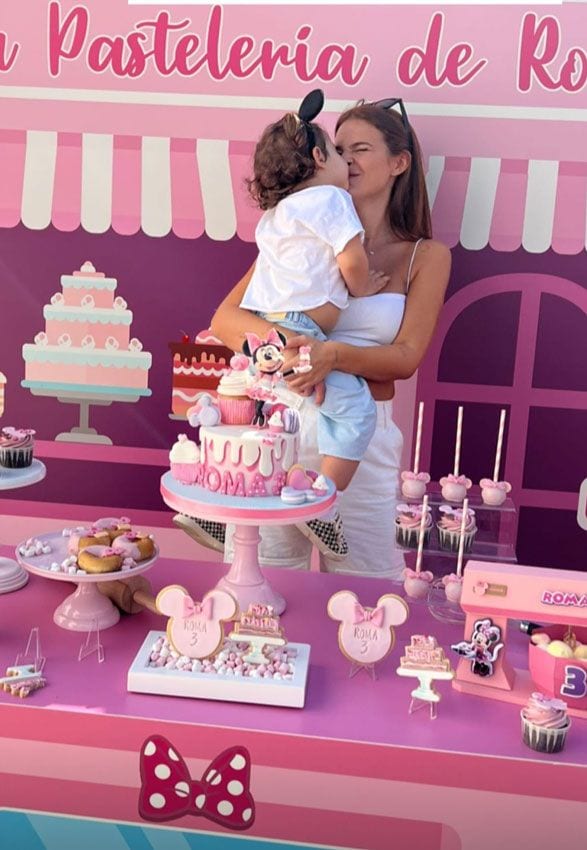 Cumpleaños Roma, hija de Laura Escanes y Risto Mejide
