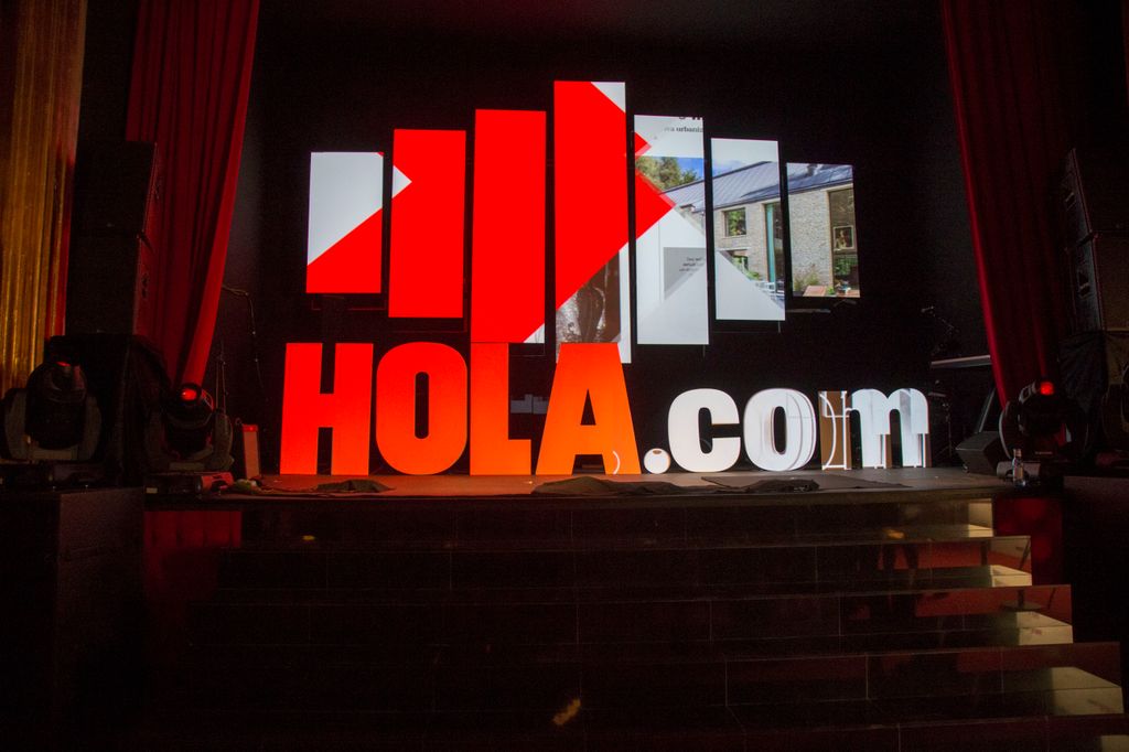 HOLA.com