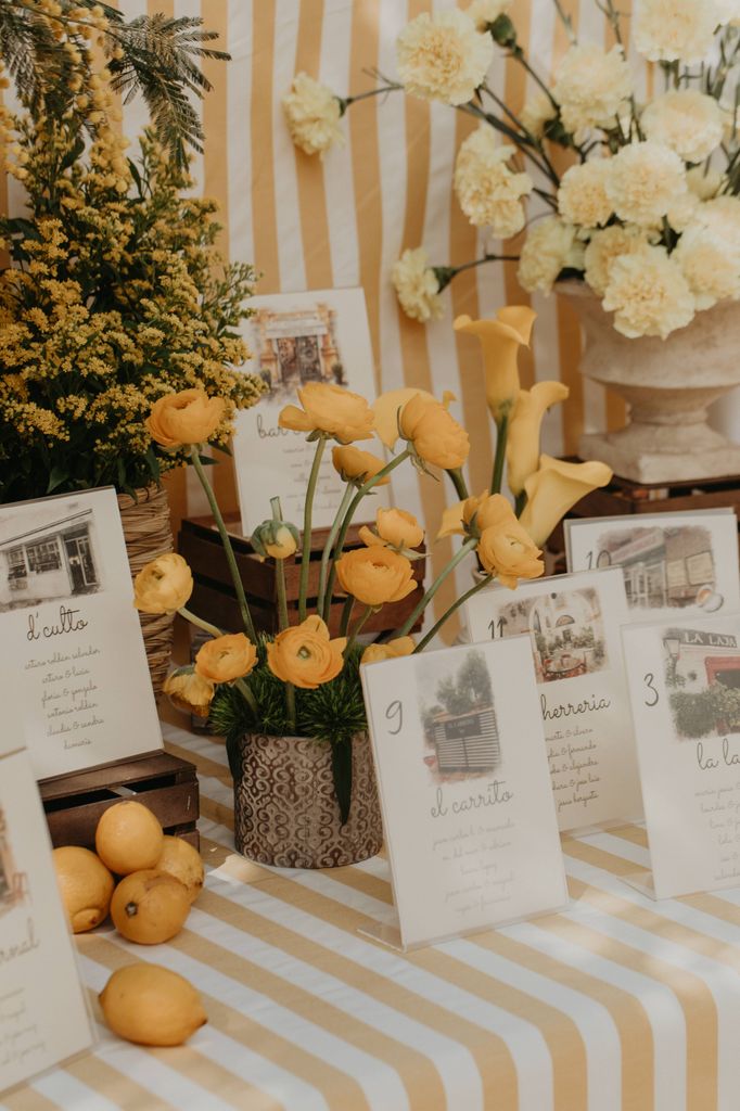 Decoración de bodas en amarillo flores