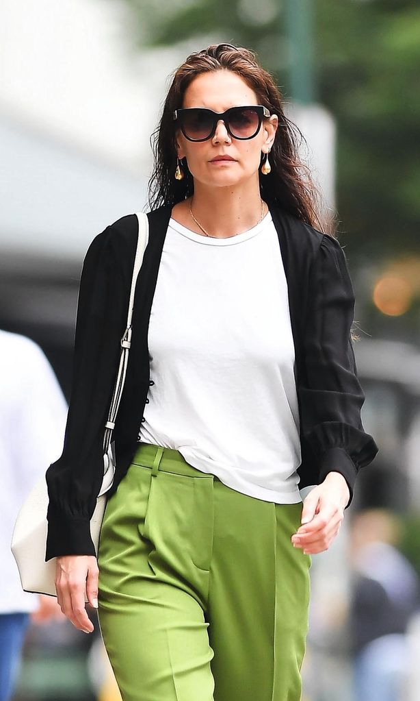 HO4118 Suri Cruise