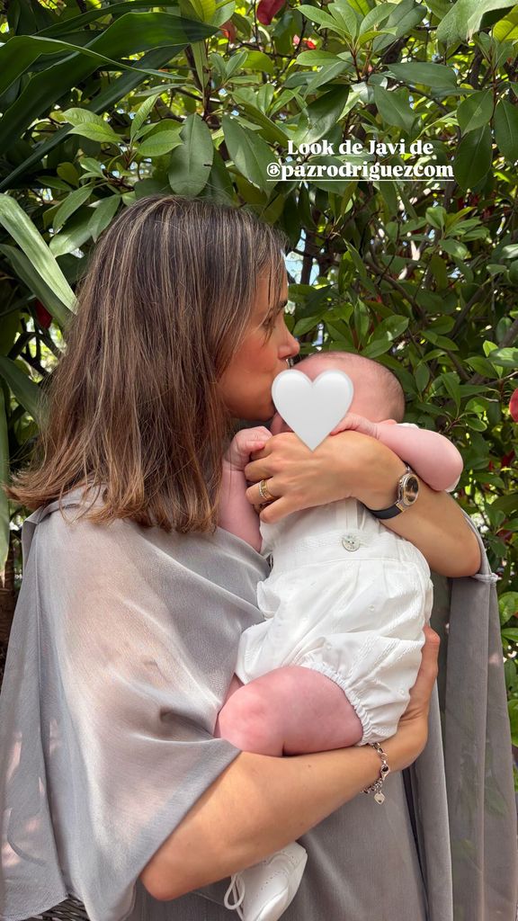 Javi, que tiene apenas tres meses, el día de su bautizo