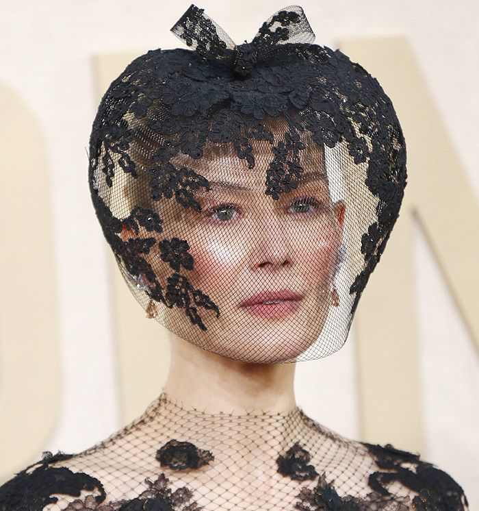 Rosamund Pike aclara el motivo de su look en los Globos de Oro