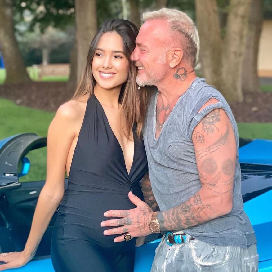 Gianluca Vacchi y Sharon Fonseca