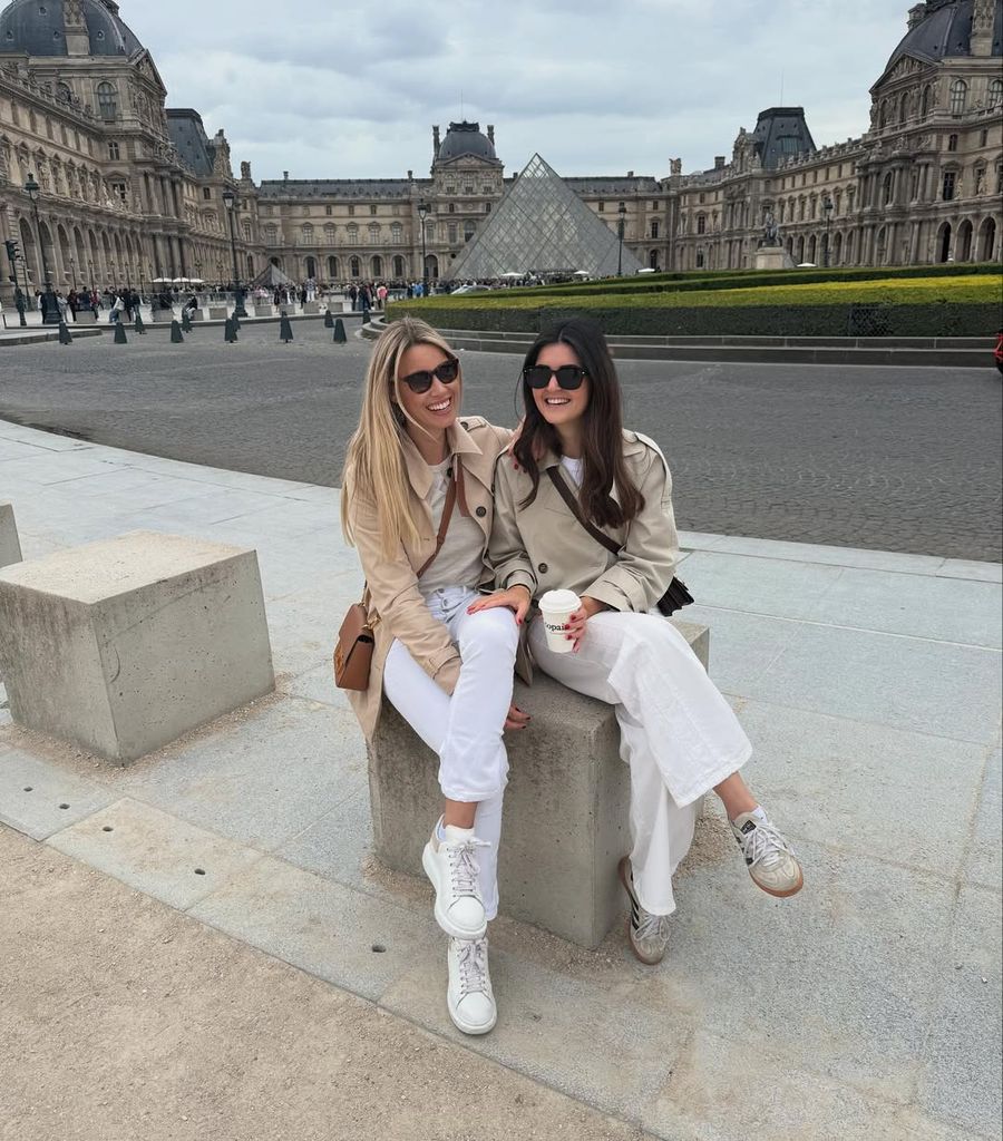 Maribel Nadal con su prima Claudia
