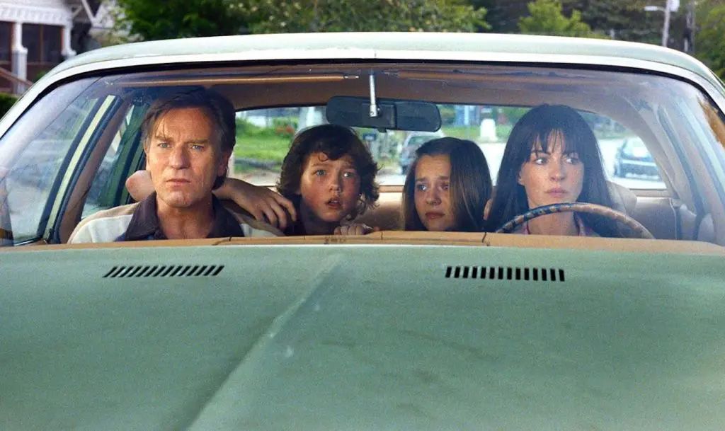 La familia protagonista, en una de las secuencias