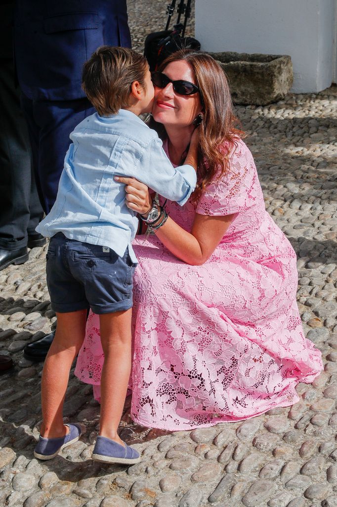 Lourdes Montes con su hijo