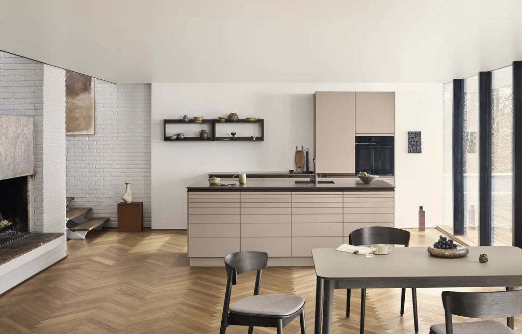 Cocina amplia y luminosa