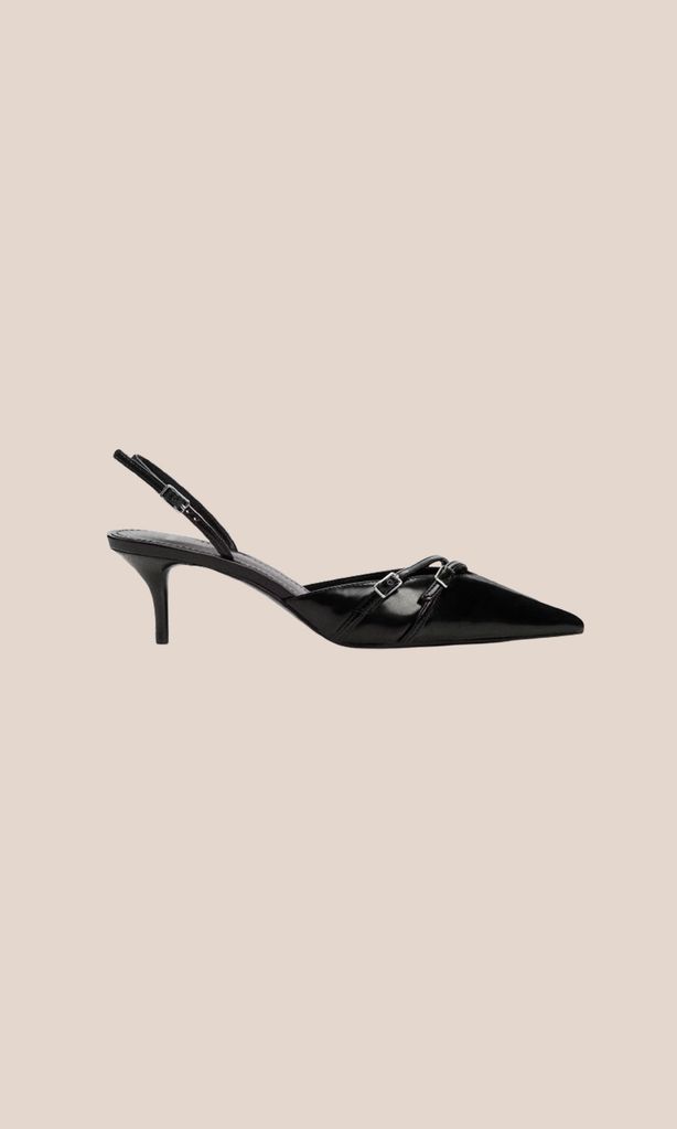 Kitten heel negro con tiras y hebillas de Mango