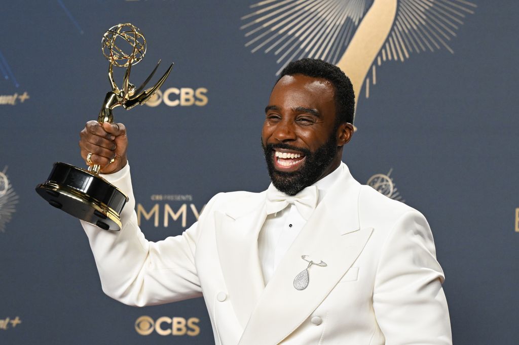 Tramell Tillman se ha convertido en el primer actor negro en ganar el Emmy a Mejor actor de reparto en la categoría de drama