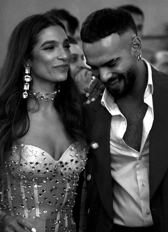 Alma Bollo, con su hermano en una imagen compartida por él en sus redes
