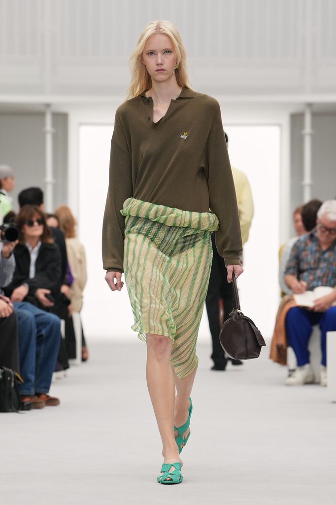 Paris Fashion Week: desfile de Loewe (Primavera/Verano 2027)