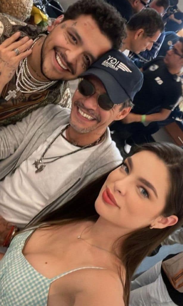 Marc Anthony y Nodal con Nadia Ferreira
